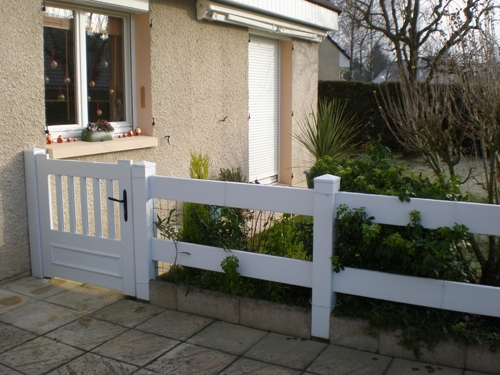 cloture et portillon PVC