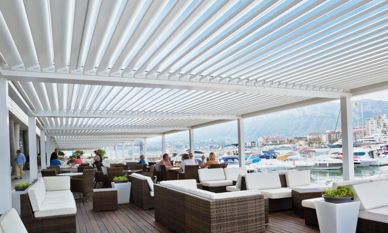 Pergola bioclimatique