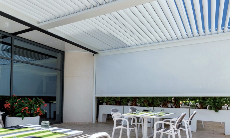 Pergola bioclimatique